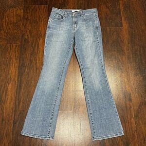 Levi's 515 Boot Cut Classic Blue Flare Jeans size 4